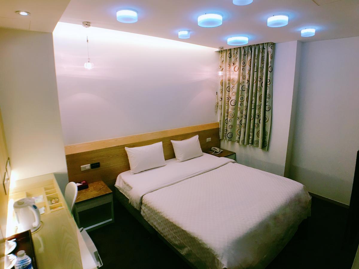 Meng Qi Hotel Taipei Exteriör bild